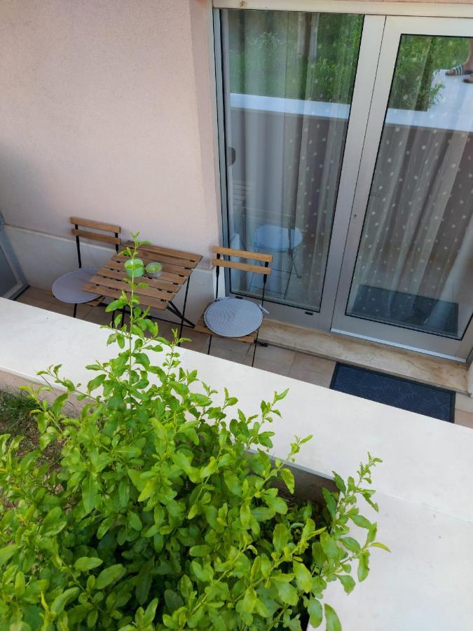 Apartment Zenta With Free Private Parking Split Eksteriør bilde