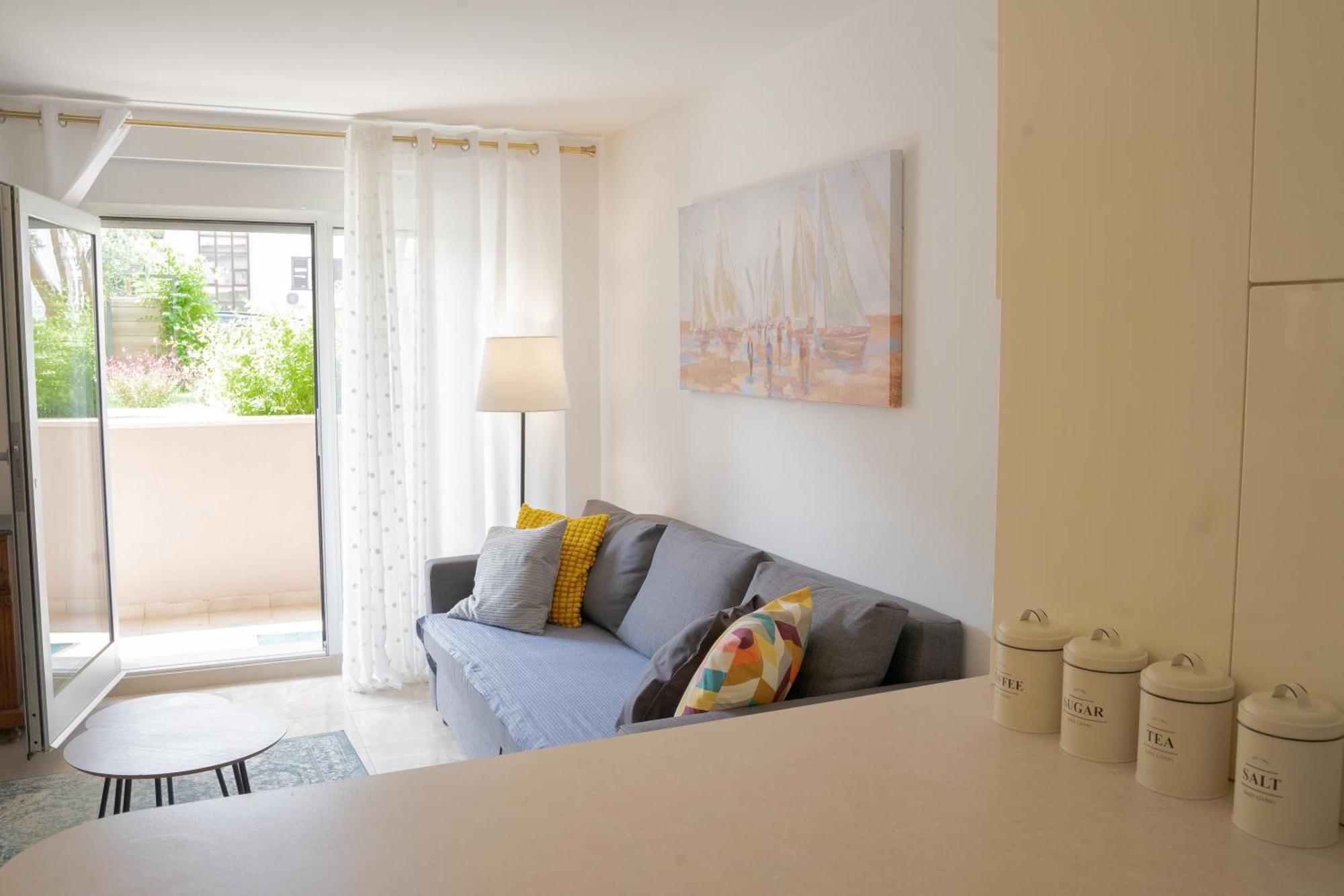 Apartment Zenta With Free Private Parking Split Eksteriør bilde
