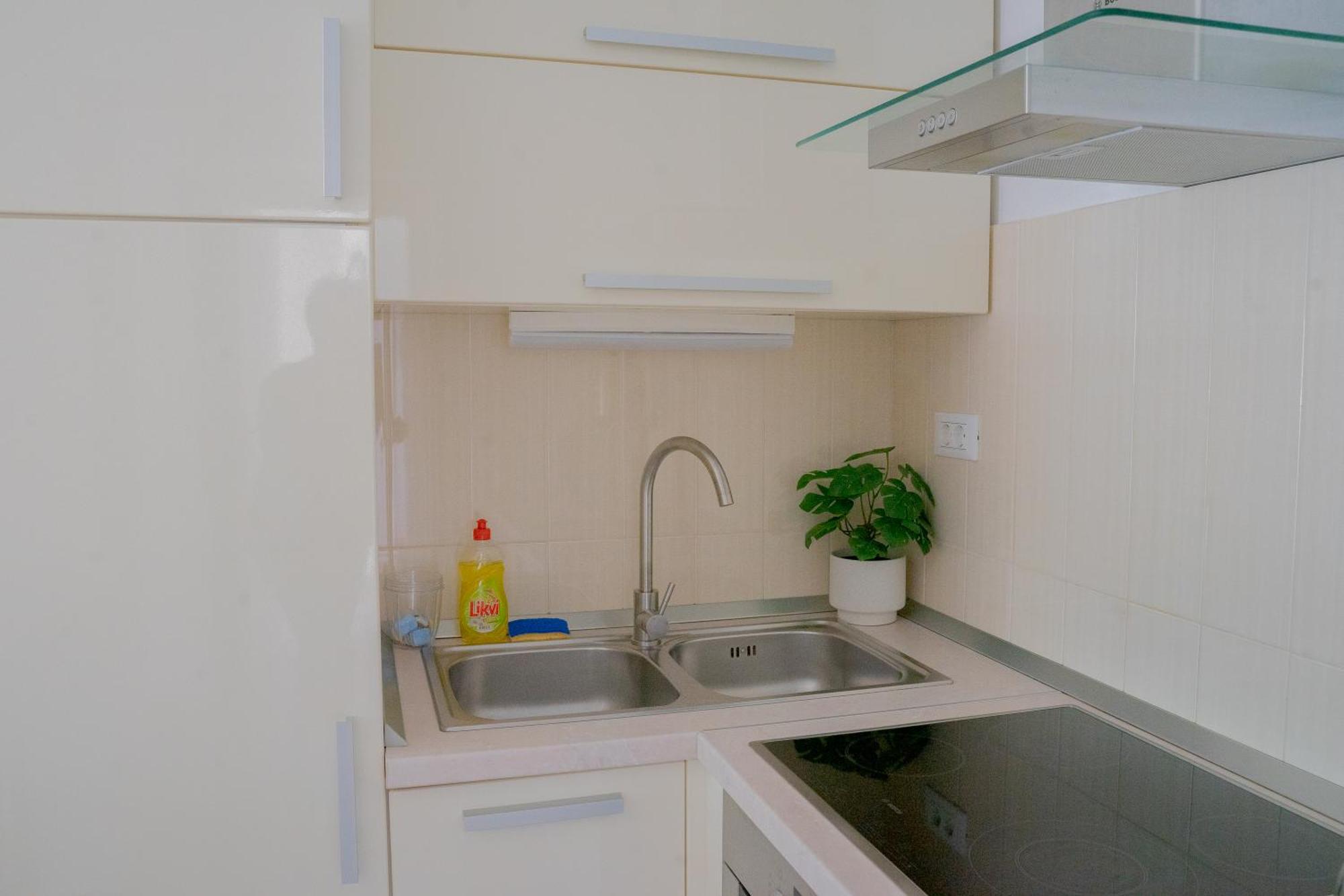 Apartment Zenta With Free Private Parking Split Eksteriør bilde